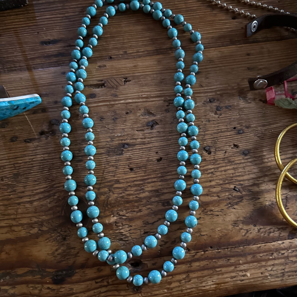 Xoxo.Faux Turquoise Beaded Necklace